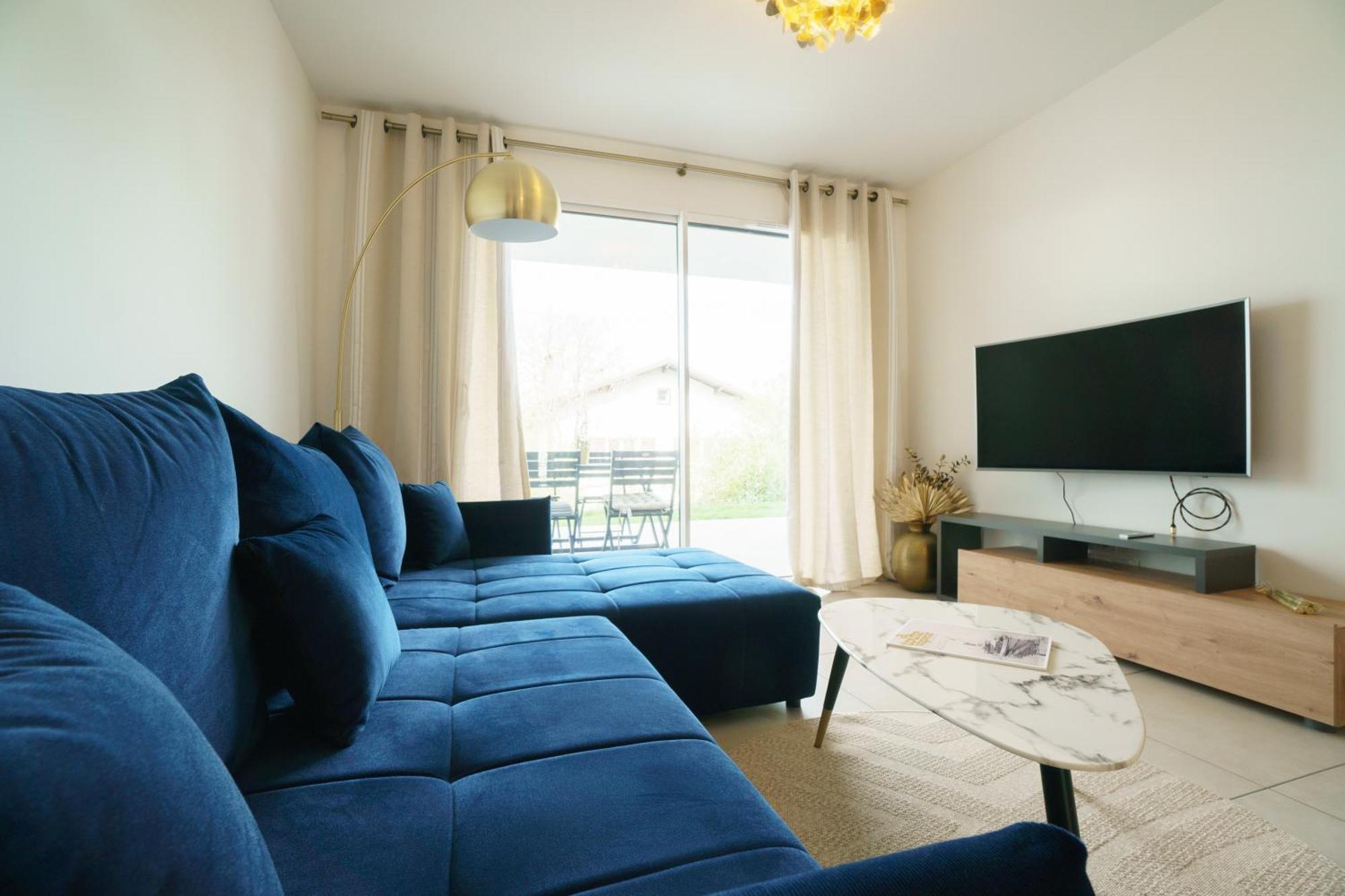 Royal Park Lake View Apartment Évian-les-Bains Dış mekan fotoğraf