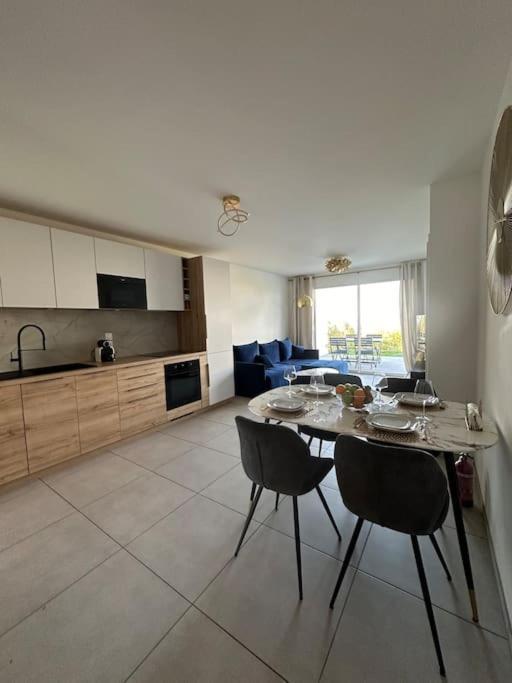 Royal Park Lake View Apartment Évian-les-Bains Dış mekan fotoğraf
