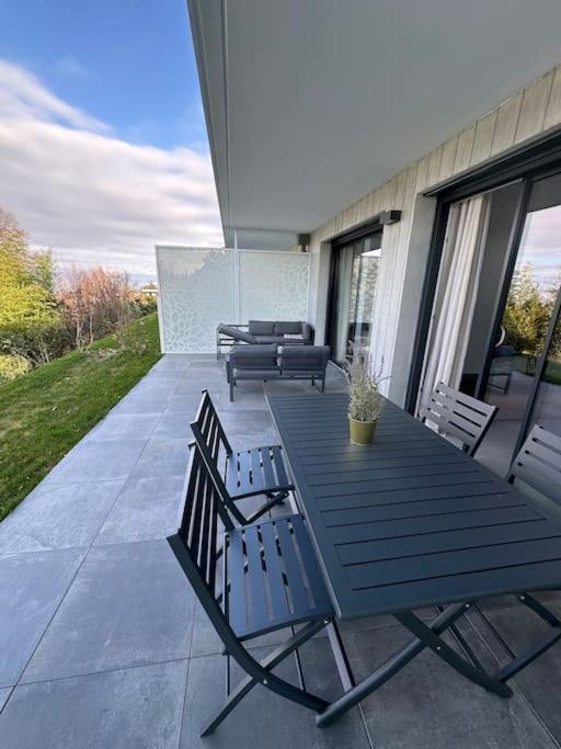 Royal Park Lake View Apartment Évian-les-Bains Dış mekan fotoğraf